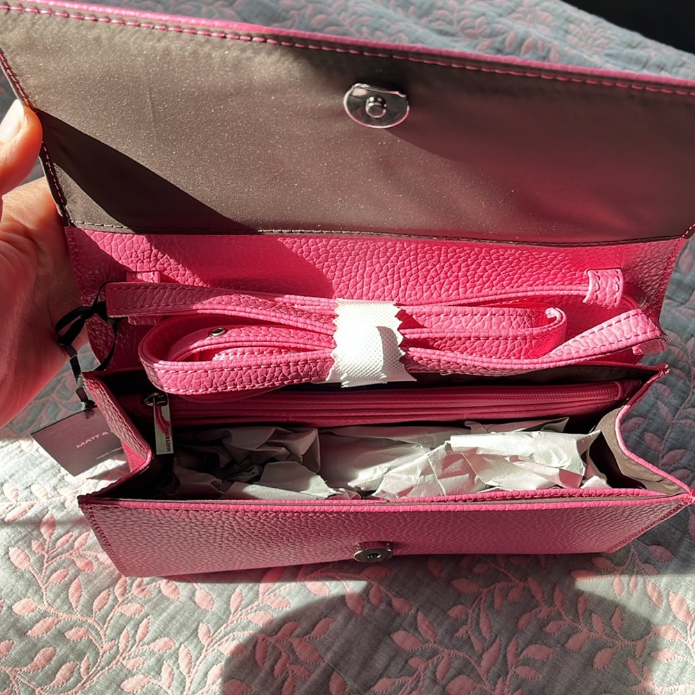 MATT and NAT PINK clutch/crossbody - Picture 5 of 7